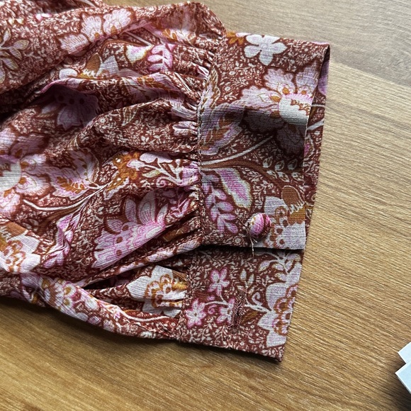 Mango Floral Long sleeve boho blouse - size Medium. Brown & pink floral. V neck - Picture 3 of 5